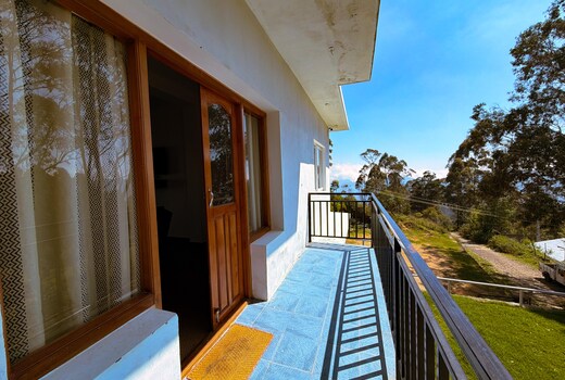 Adventure hike Villa