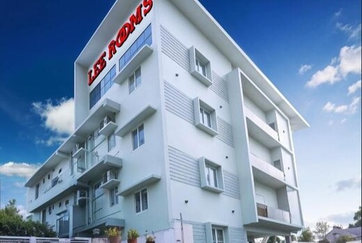 Lee Rooms
