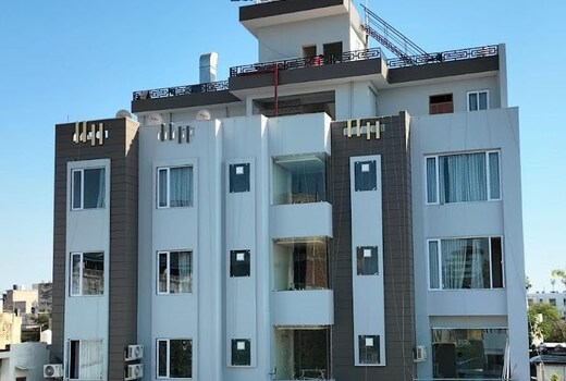 Hotel Chanda Place