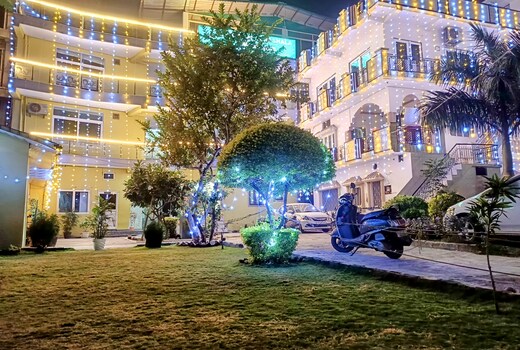 Gaurav Family Guest House