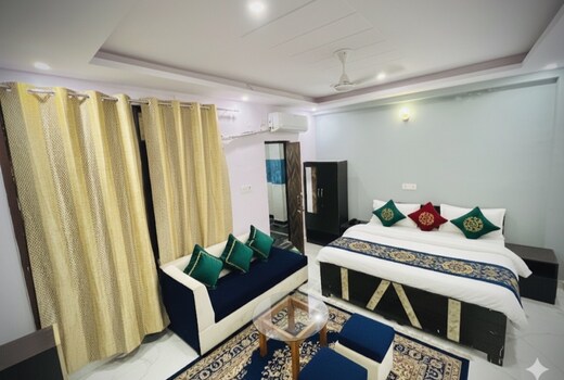 Hotel regal garden