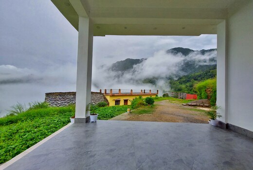 The Amelie Villa