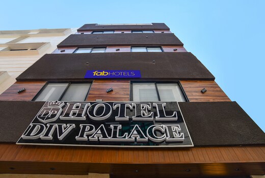 Via Div Palace