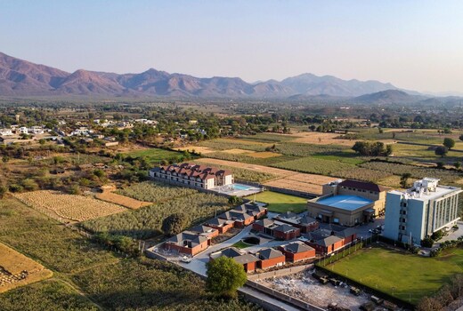 The Bhagwati Cottage & Villa