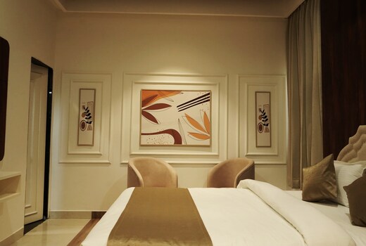 Celebration Suites |Rooftop Restaurant