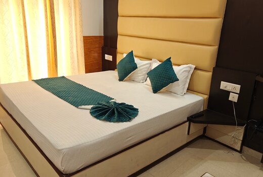 Hotel Vasu Regency