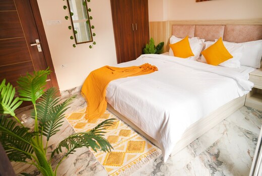 Dharm escapes Cozy 1BHK Balcony stay