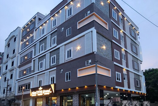HOTEL DVR GRAND