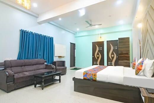 HOTEL SUN ROYAL