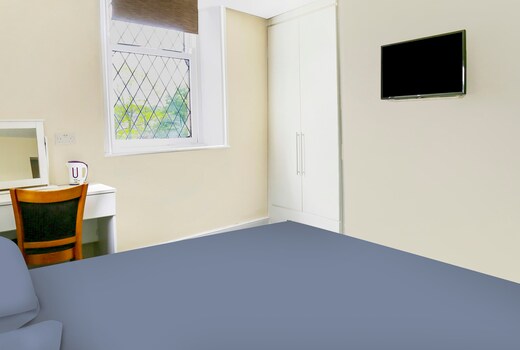 OYO Castle Hotel, Accrington