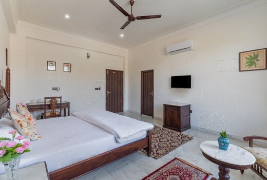 Jass Bagh Home stay Udaipur With Bonfire And Pool