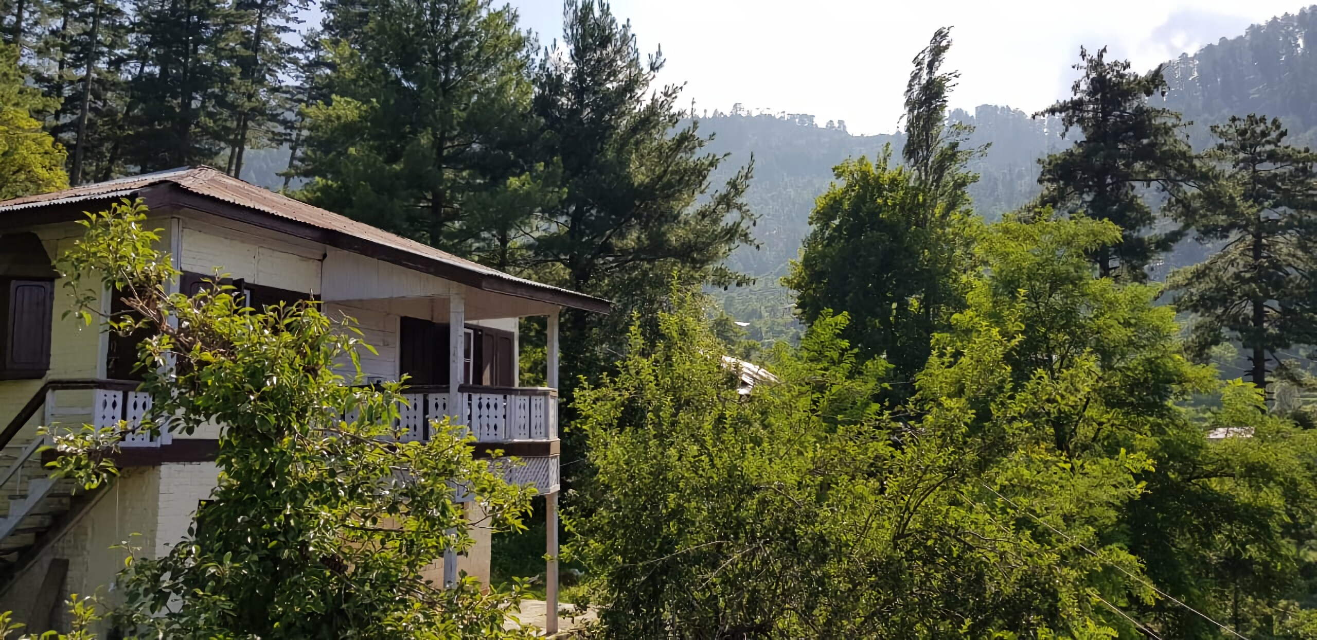 Patnitop Heights Hill Cottage
