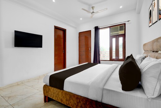 Hotel O J N Residency