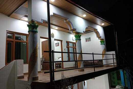 BRS HOMESTAY