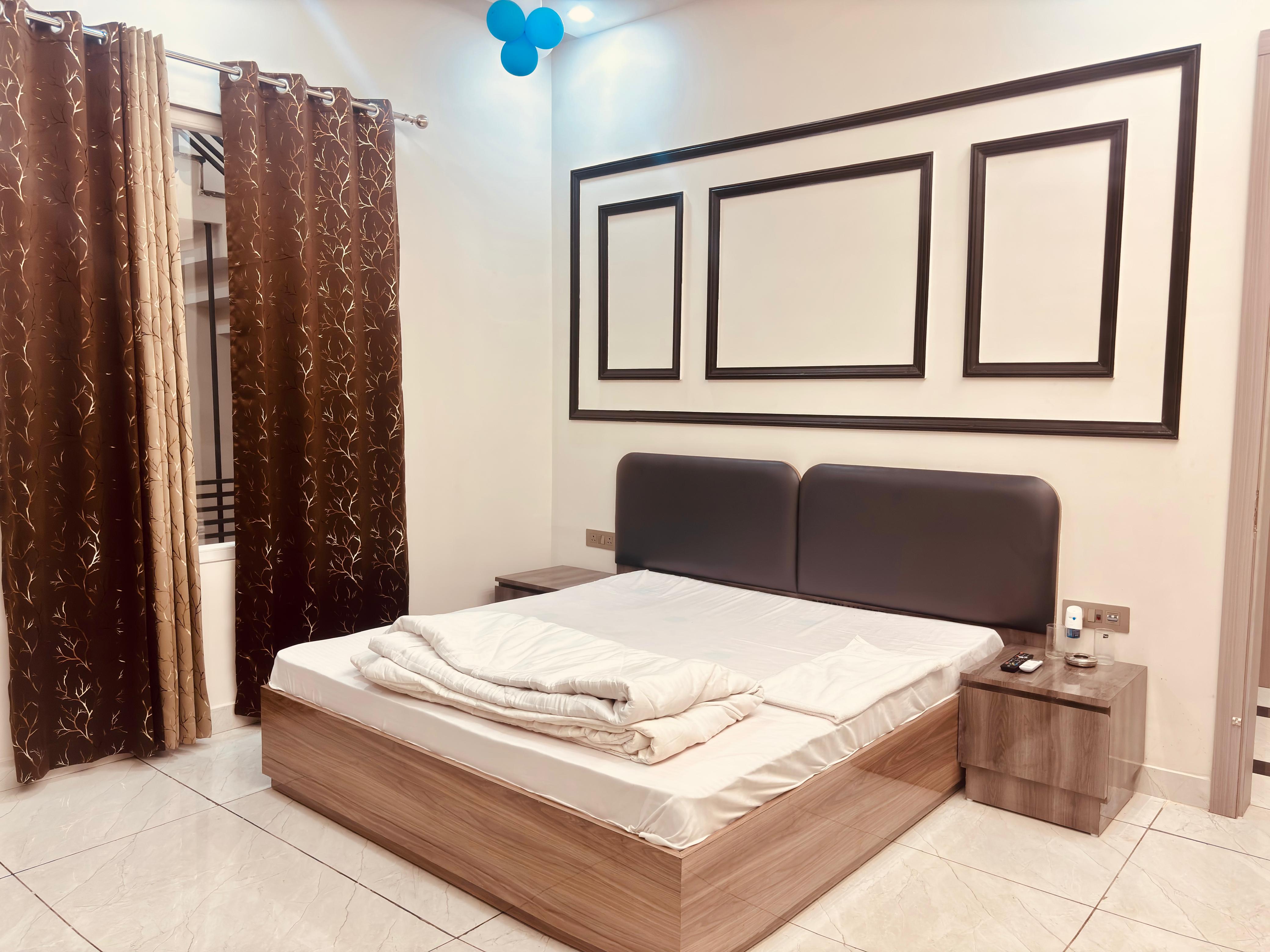 Rudra Hotel