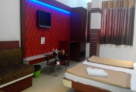 Hotel Triptisree