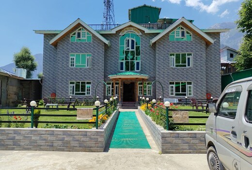 City Plaza Resort