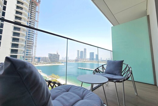 Sea View 1BR Private Beach Emaar Beachfront