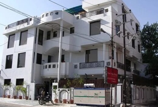 Hotel Maharaja Palace