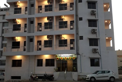 HOTEL VRAJBHOOMI