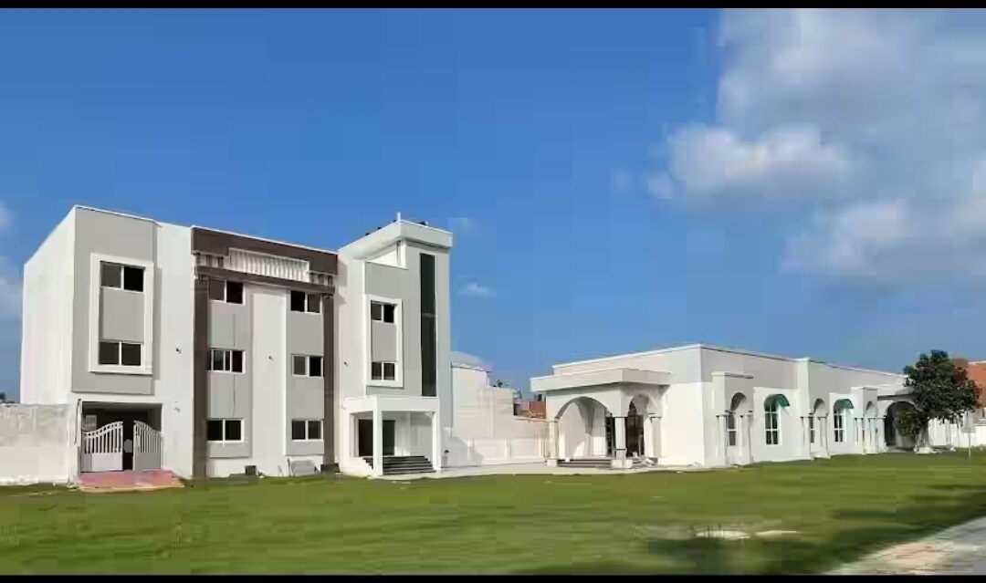 Hotel Golden Paradise