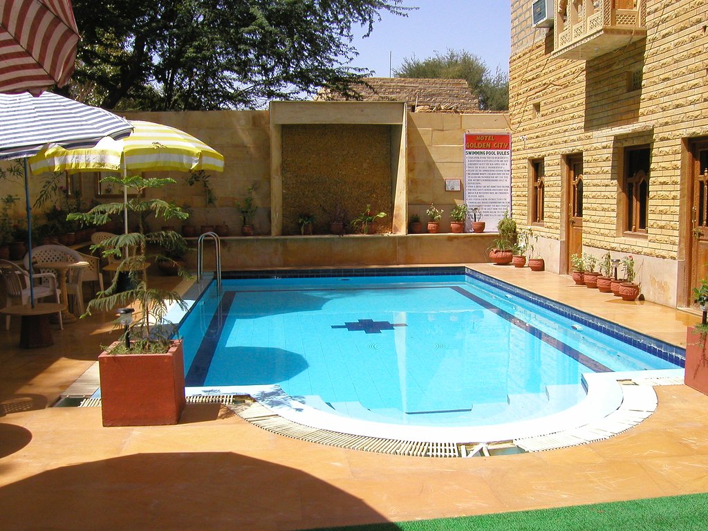 Hotel Golden City