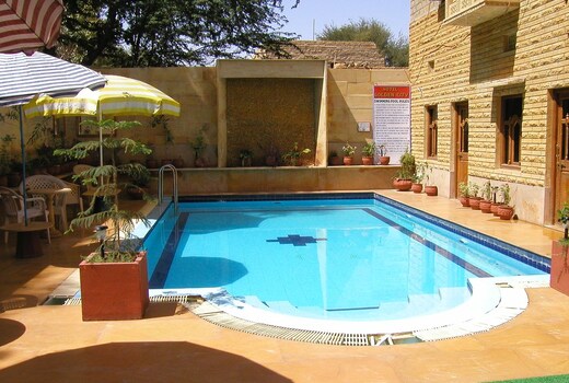 Hotel Golden City
