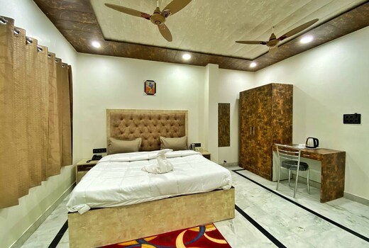 Govindam Royal Stay
