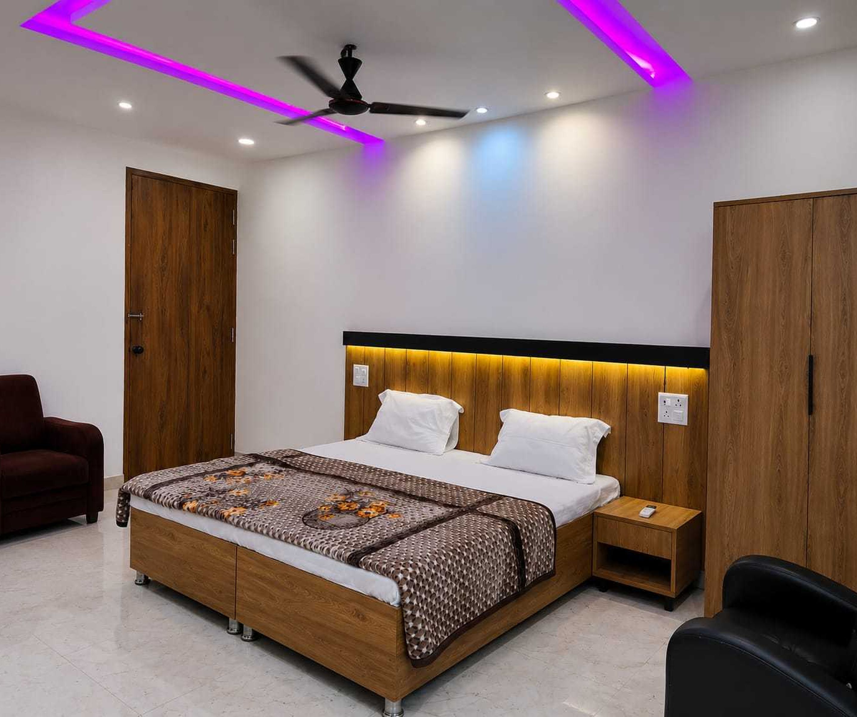 SPOT ON BHAVYA INN