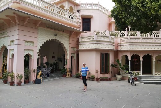 SAVRUPSON HERITAGE HOME