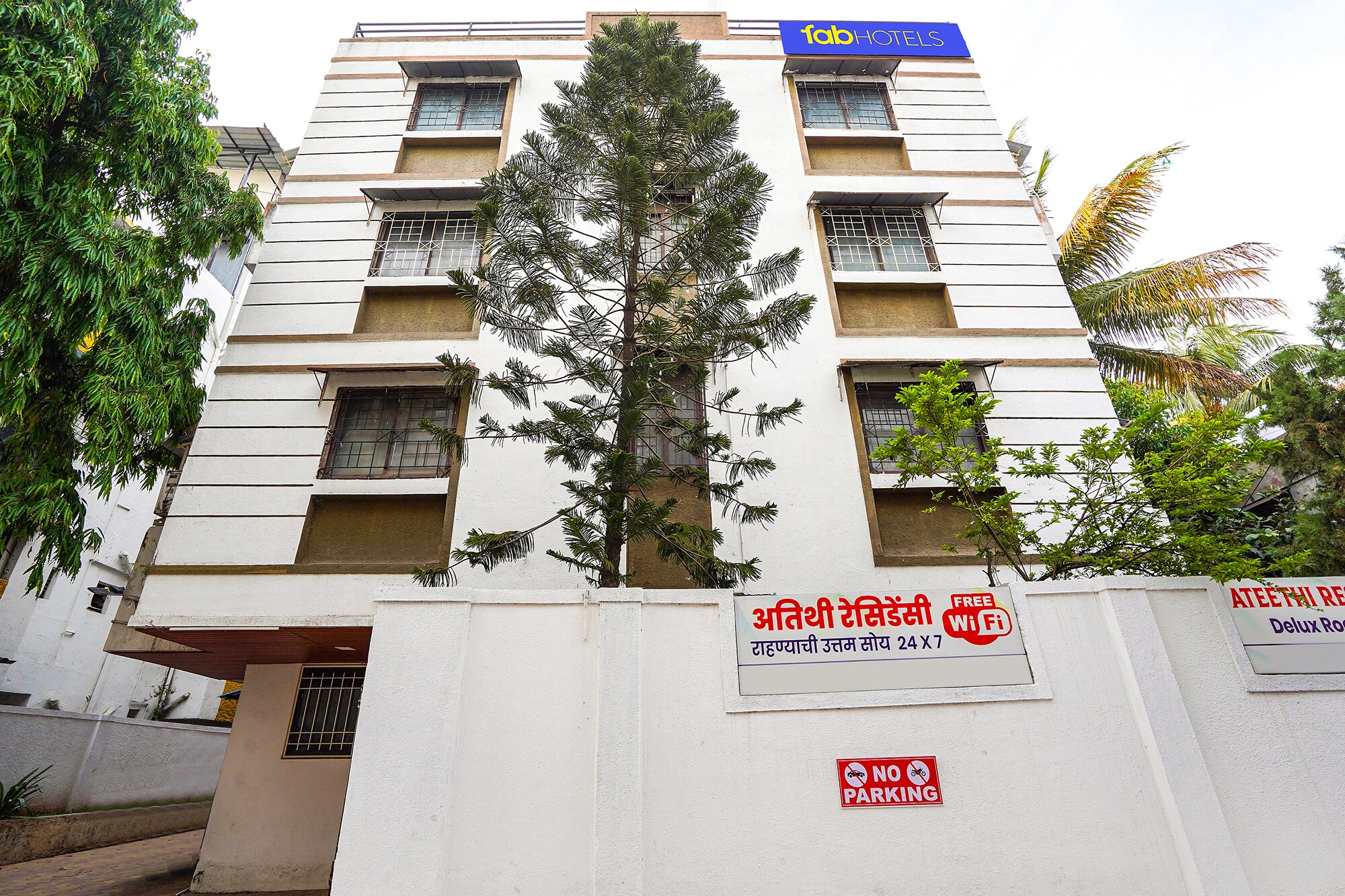 FabHotel Ateethi Residency