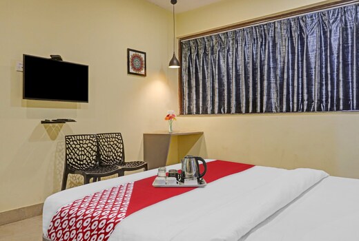 Hotel O Breakers stay