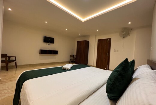 AYYAR RESIDENCY
