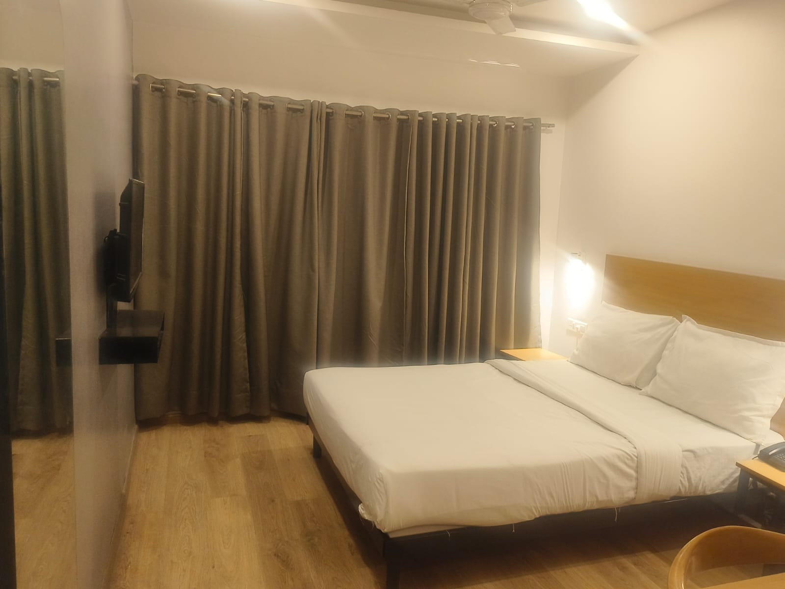 Wishotel Xpress Hotel GK Inn