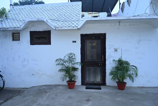 Jade Homestay