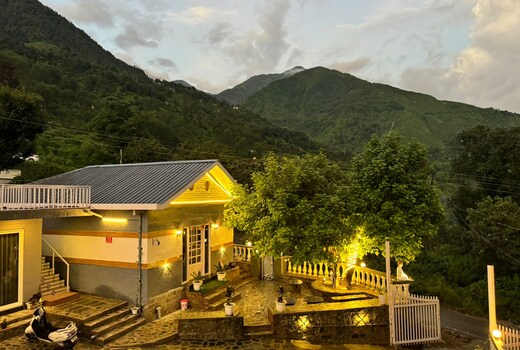 The Mountain Walk Stay & Cafe with Pool