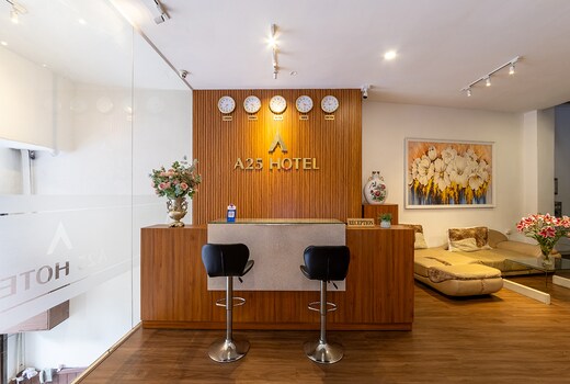 A25 Hotel - 14 Pho Duc Chinh