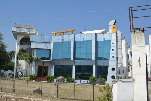 Shreeji Resort
