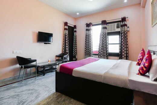 Collection O The Orchid Hotel Near Omaxe Celebration Mall