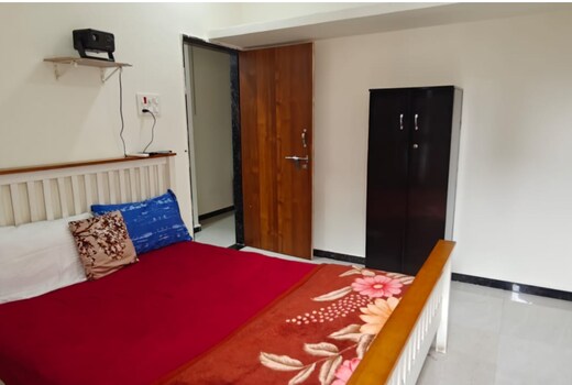 1BHK Couple friendly Projector No Restrictions