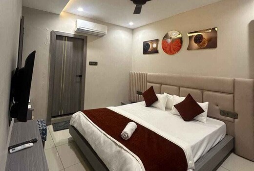 Hotel Rajshree Inn