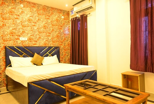 Hotel Bajarangabali