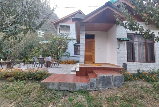 Silver Streak Cottage