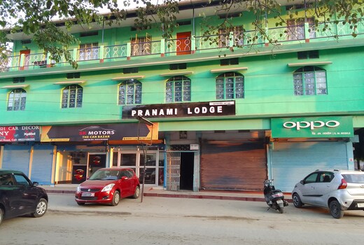 Pranami lodge