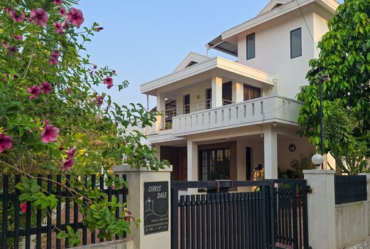 Private 4BHK Villa Chris Homestay