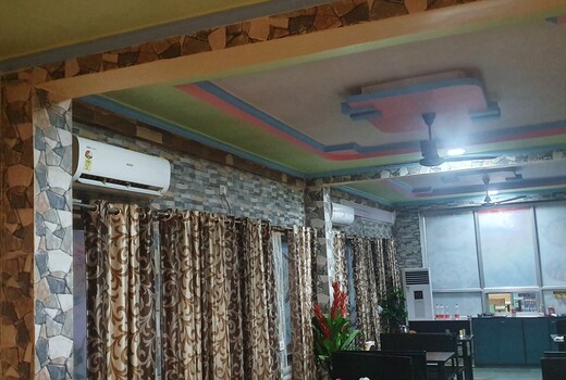 VATADA HOTEL & GUEST HOUSE