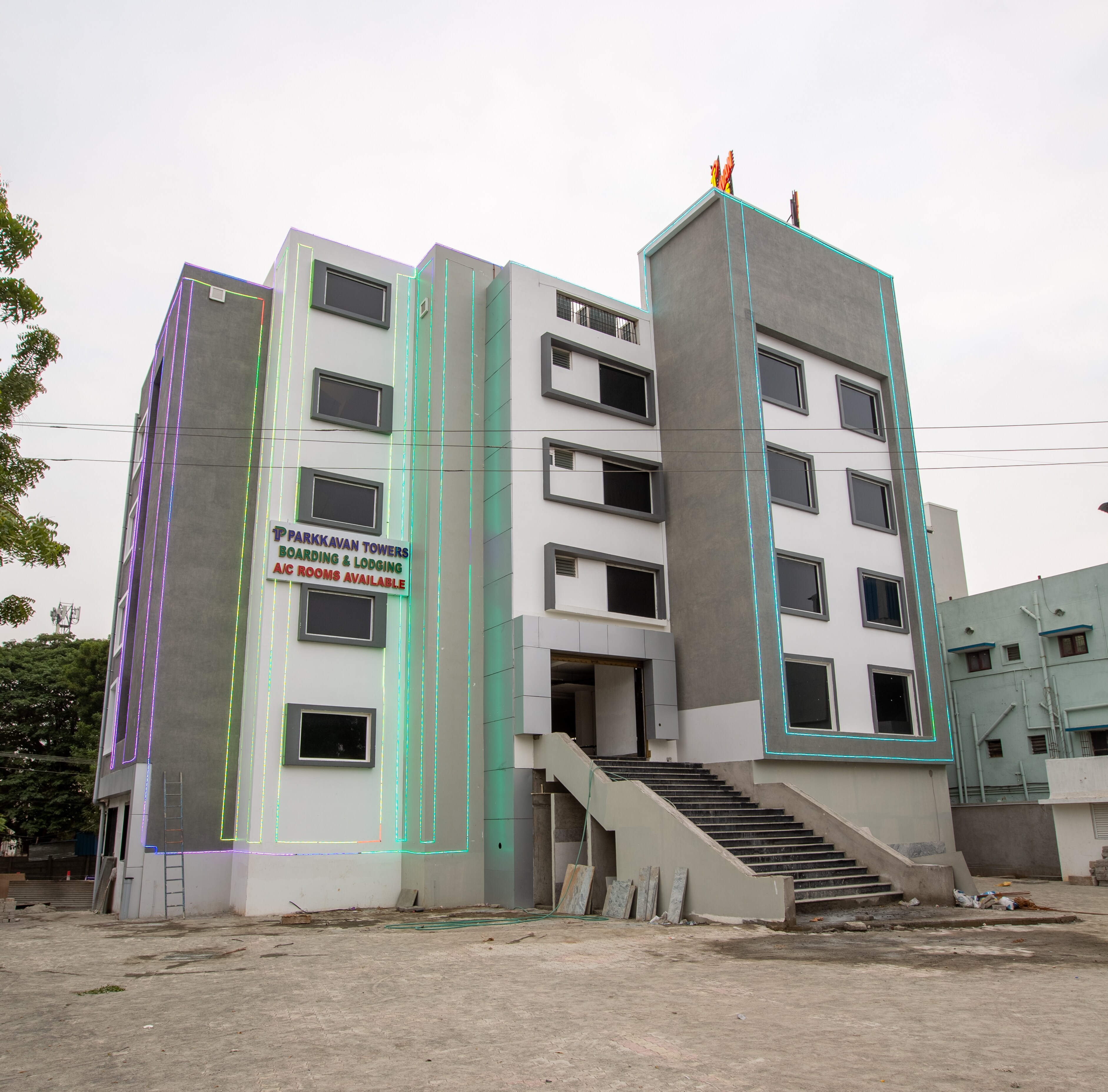 PARKKAVAN TOWERS