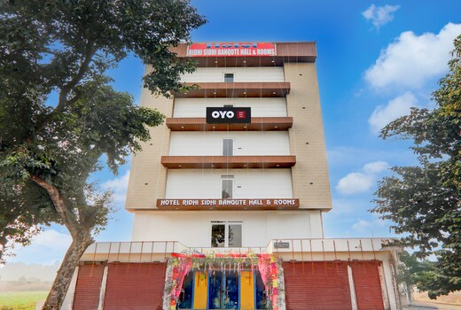 Hotel O RIDHI SIDHI BANQUET HALL & ROOMS