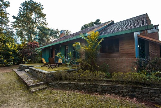 Adri Hostel Chembra