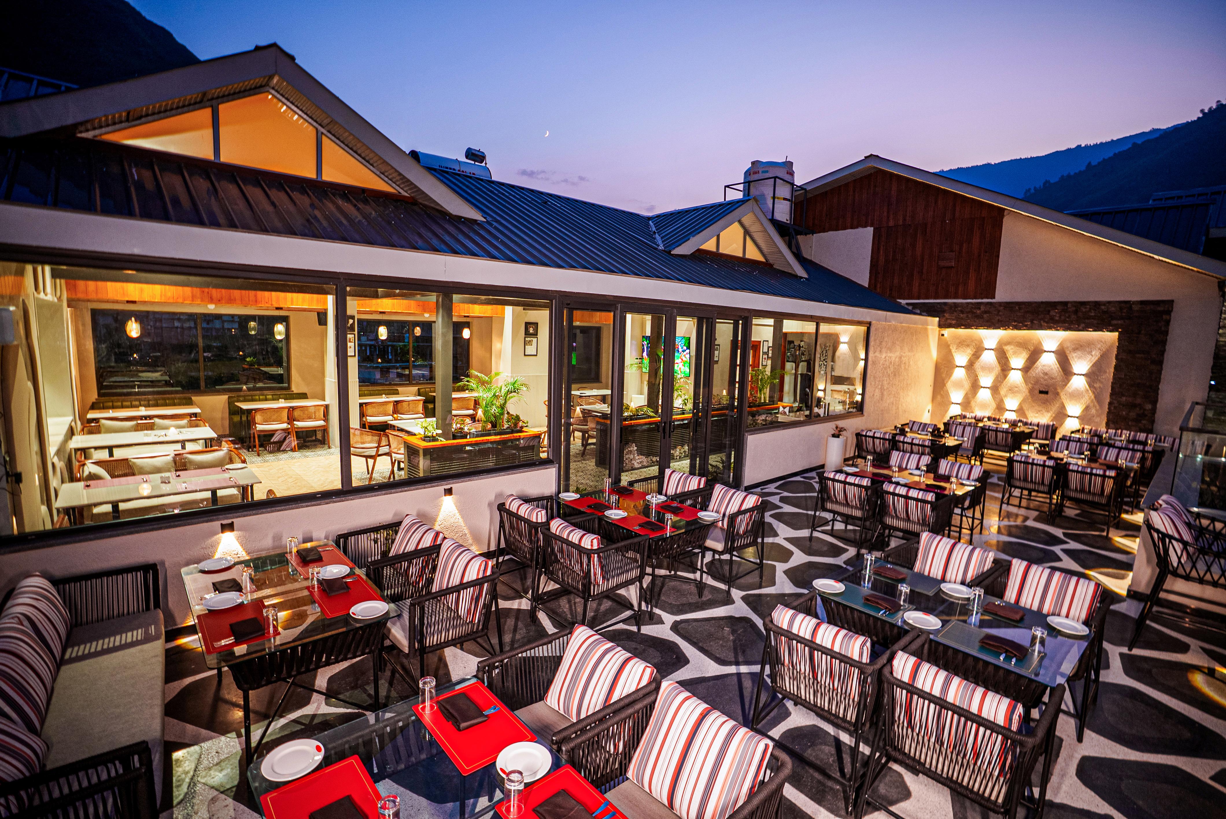 Hotel Devdhara
